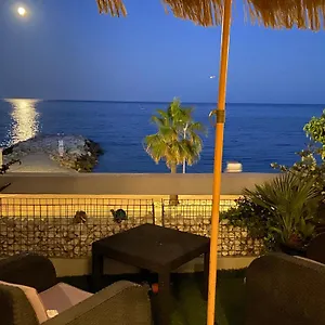 https://o-phare-du-cros.fr-provencehotel.com