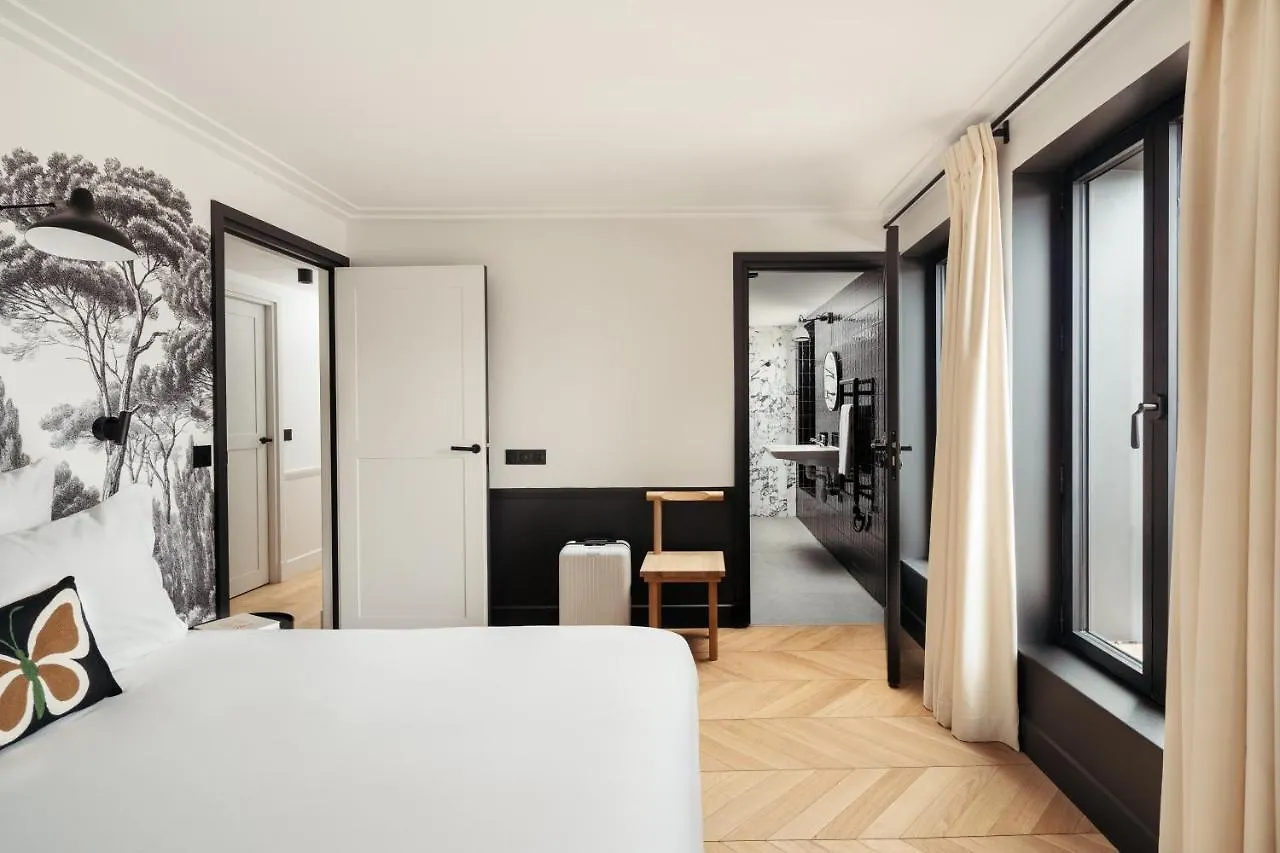 My Maison In Paris Invalides 0*,  צרפת